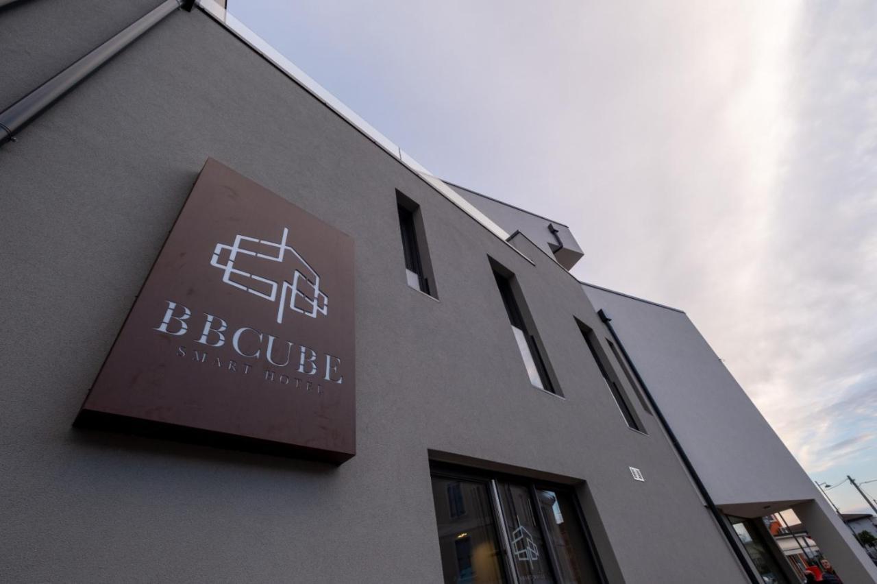 Отель Bbcube Порто-Виро Экстерьер фото
